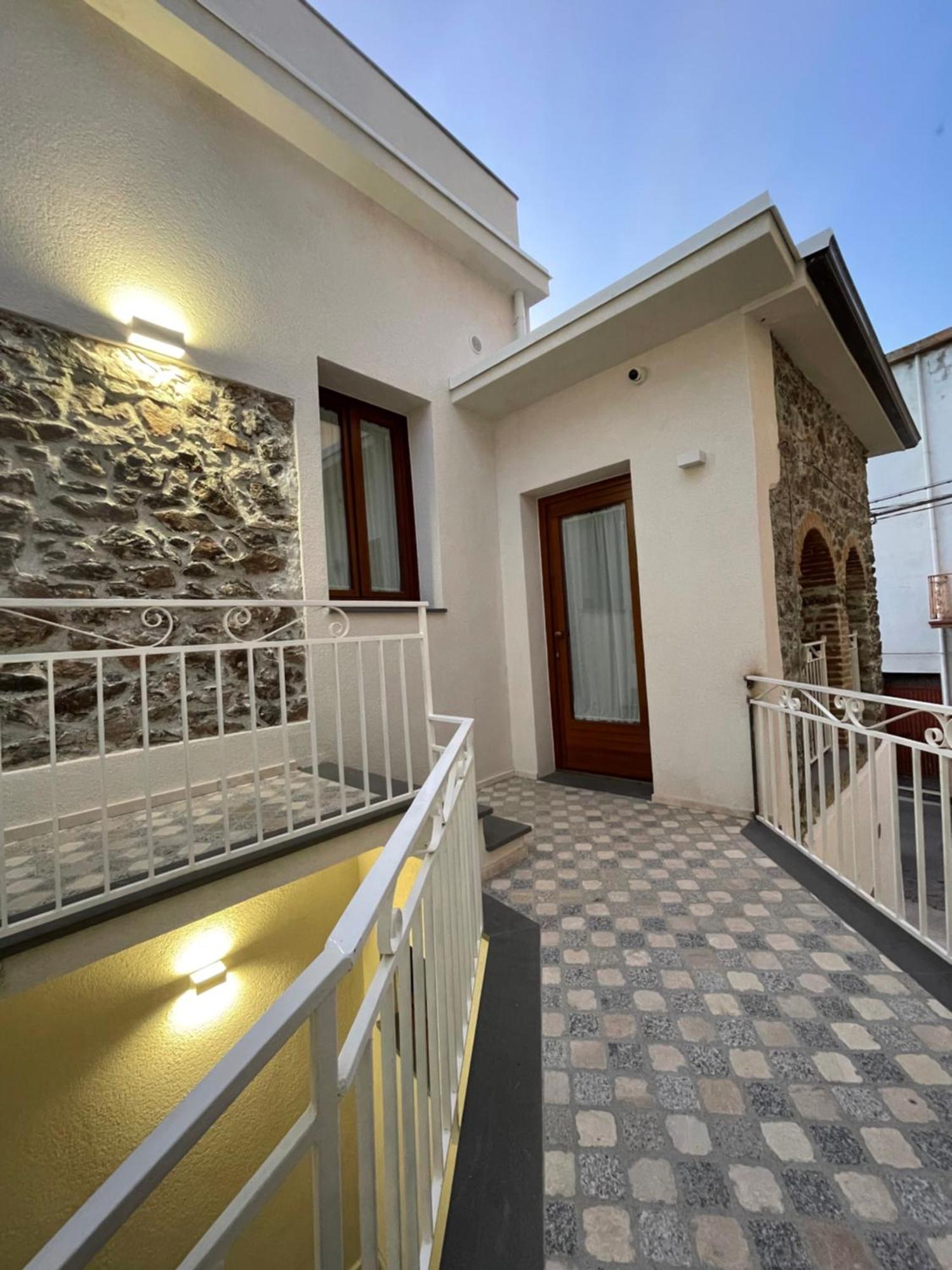 Hotel Sa Troppa De Sos Chentu Dorgali Exterior foto